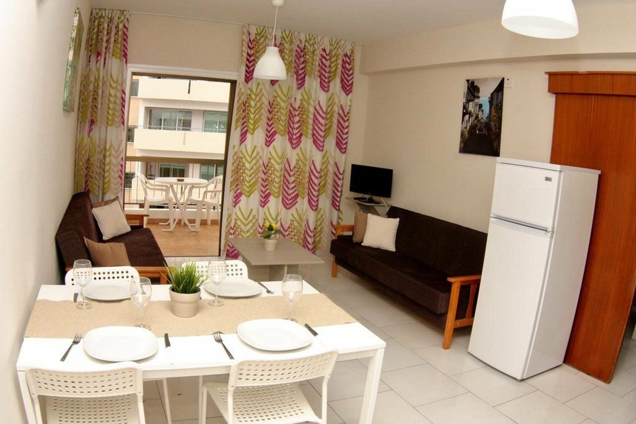Staycentral Larnaca Zewnętrze zdjęcie