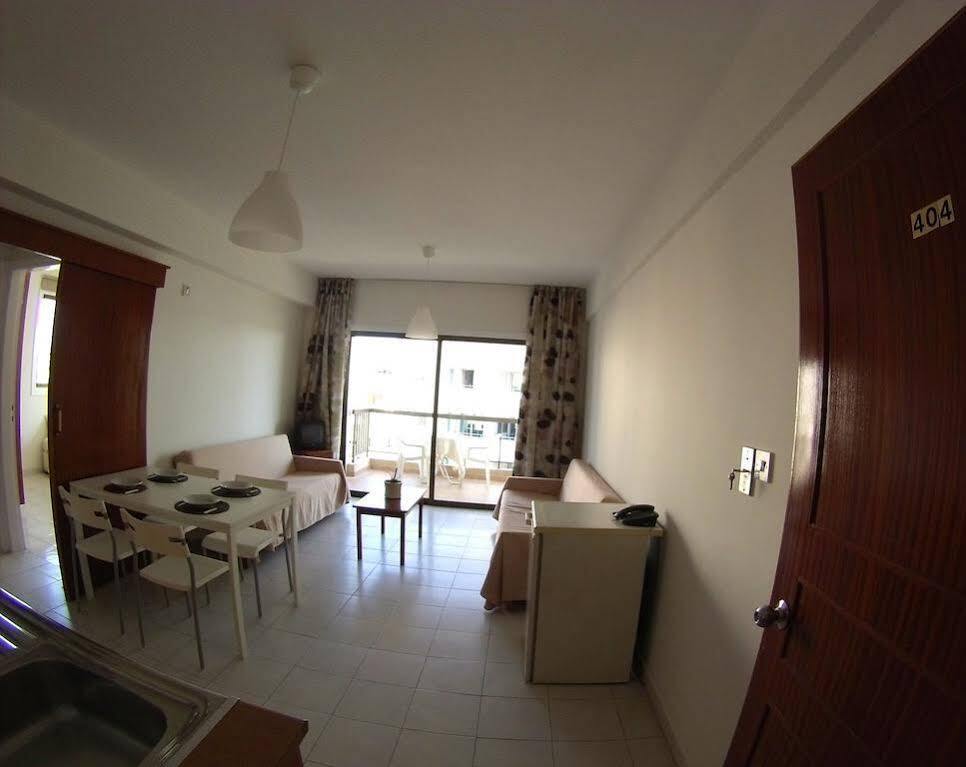 Staycentral Larnaca Zewnętrze zdjęcie
